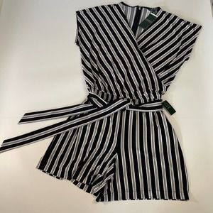 Lauren Ralph Lauren Romper Jumpsuit Shorts Size L NWT